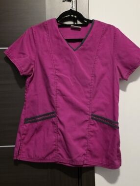 Scrubstar Fuchsia V-Neck Scrub Top with Contrast Trim